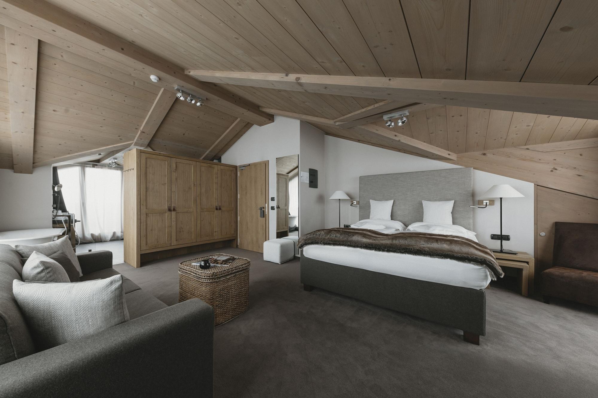 Eco & Wellness Boutique Hotel Sonne Livigno Bagian luar foto