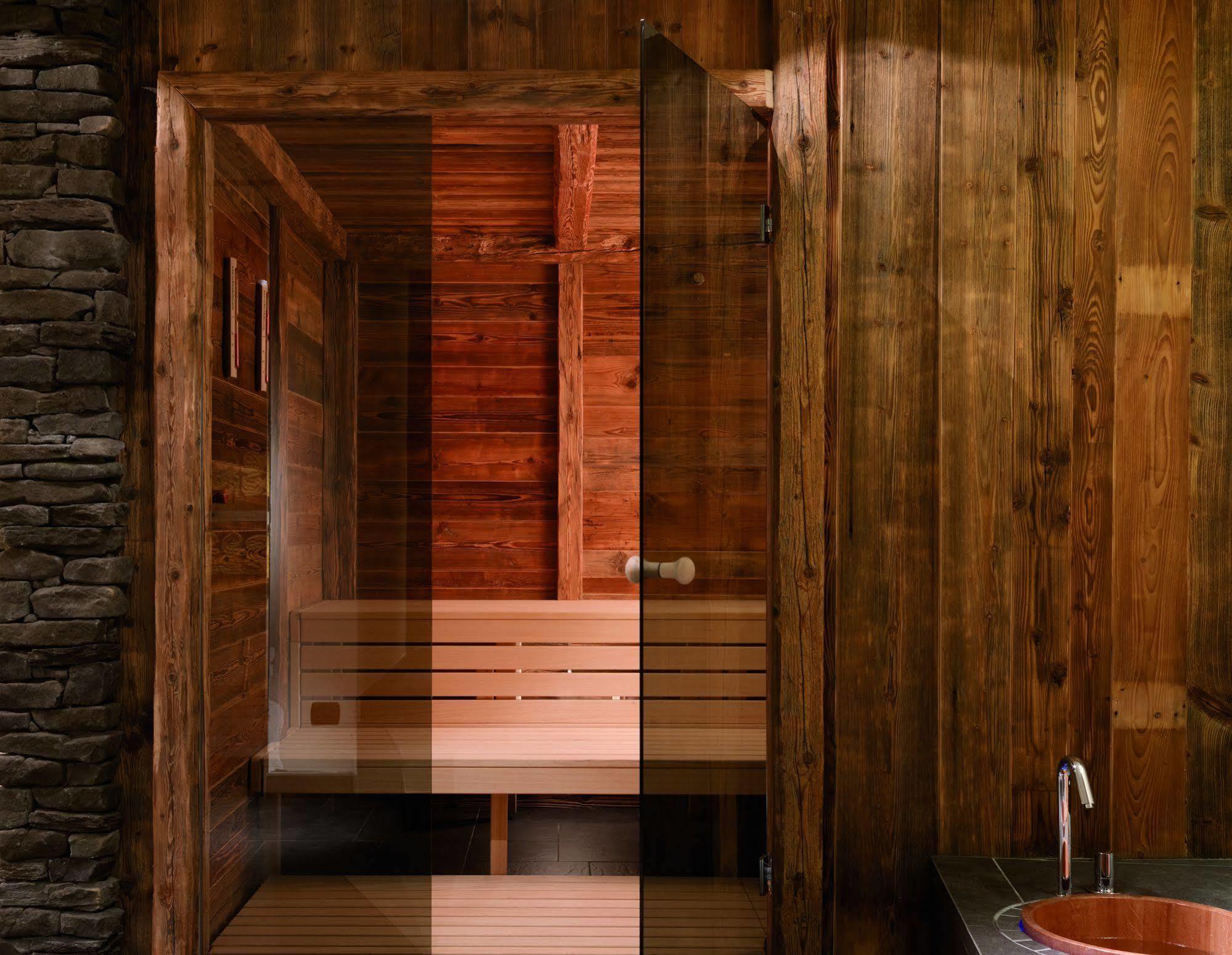 Eco & Wellness Boutique Hotel Sonne Livigno Bagian luar foto