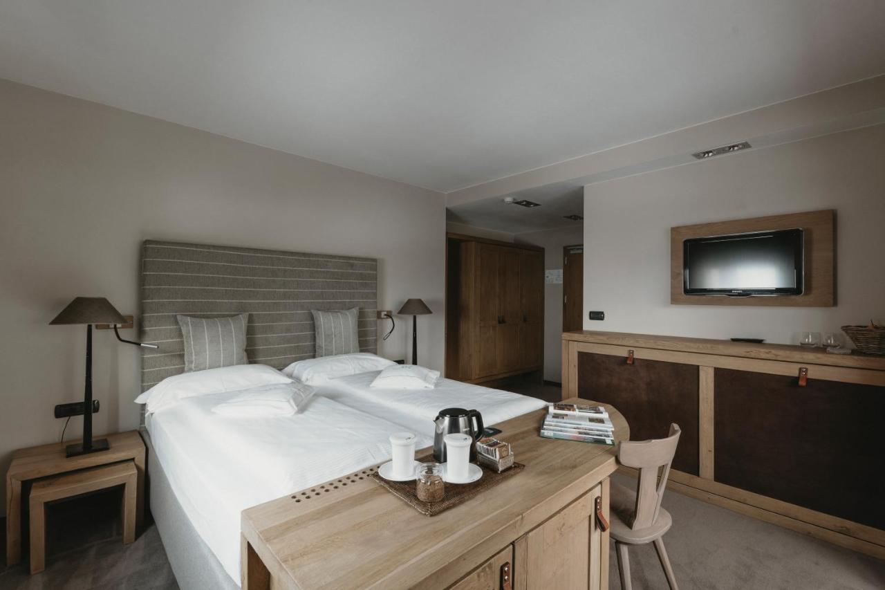 Eco & Wellness Boutique Hotel Sonne Livigno Bagian luar foto