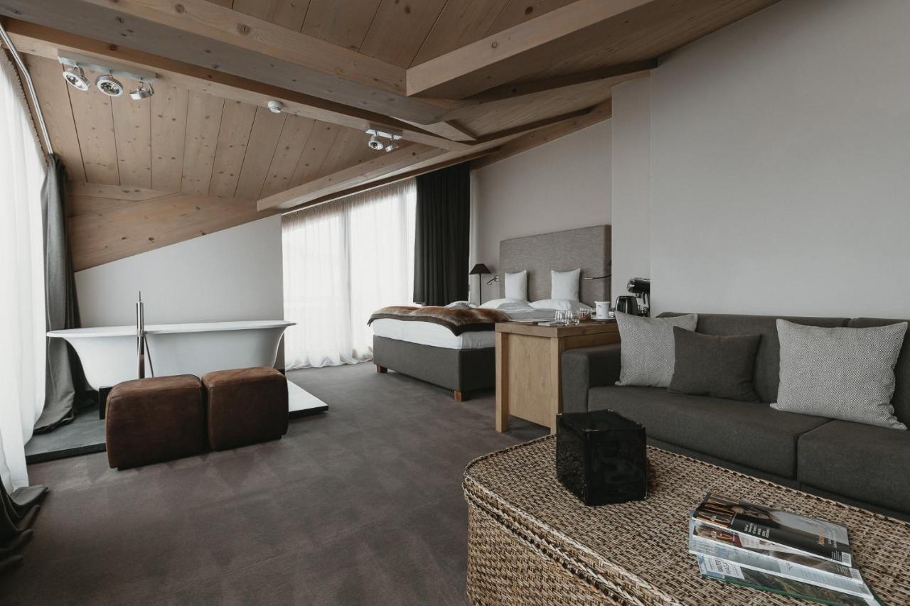 Eco & Wellness Boutique Hotel Sonne Livigno Bagian luar foto